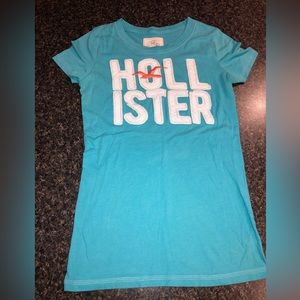 Hollister size L tshirt